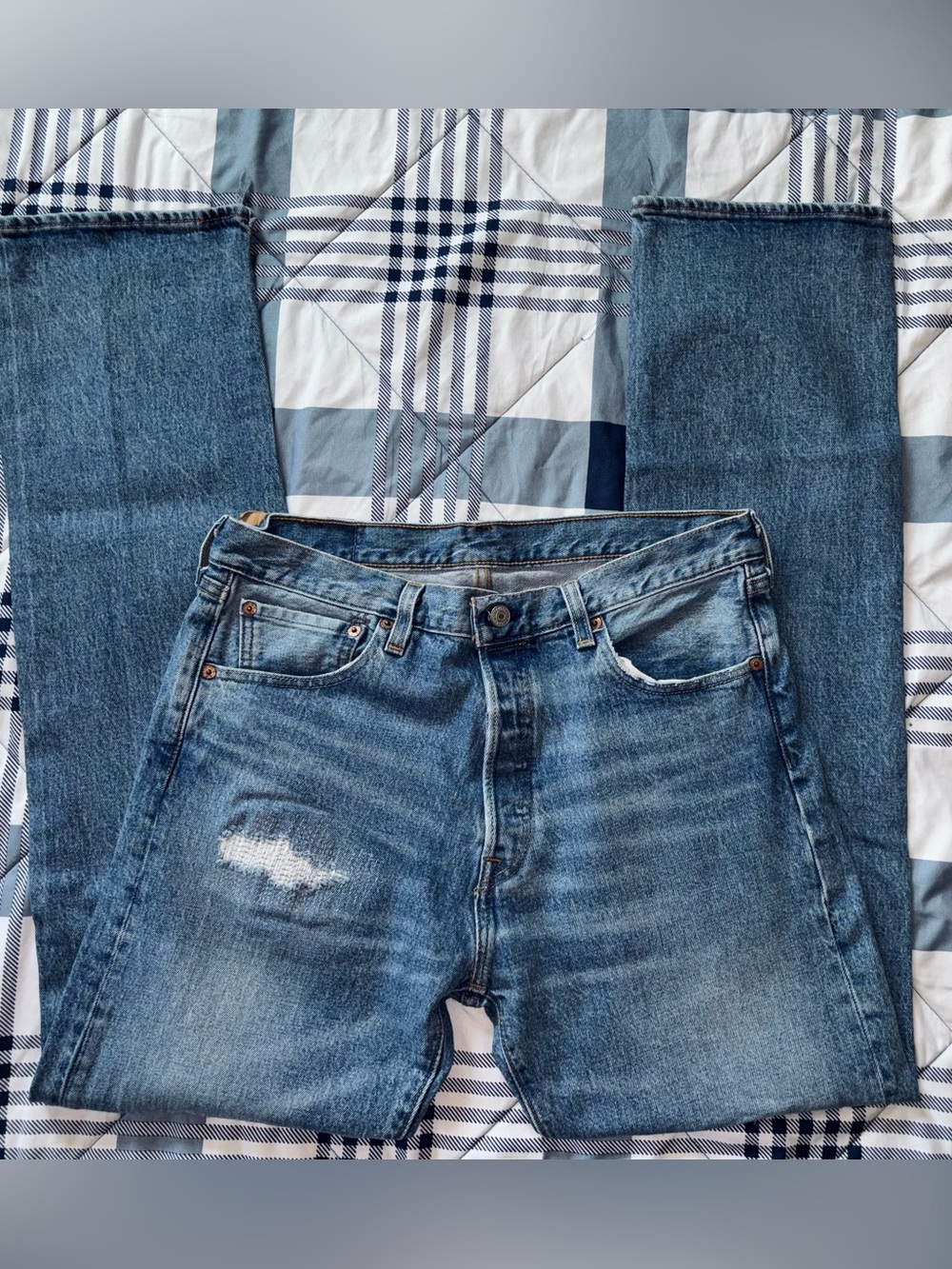 Levi's 501’ Blue Distressed Straight-Leg Jeans Worn twice!